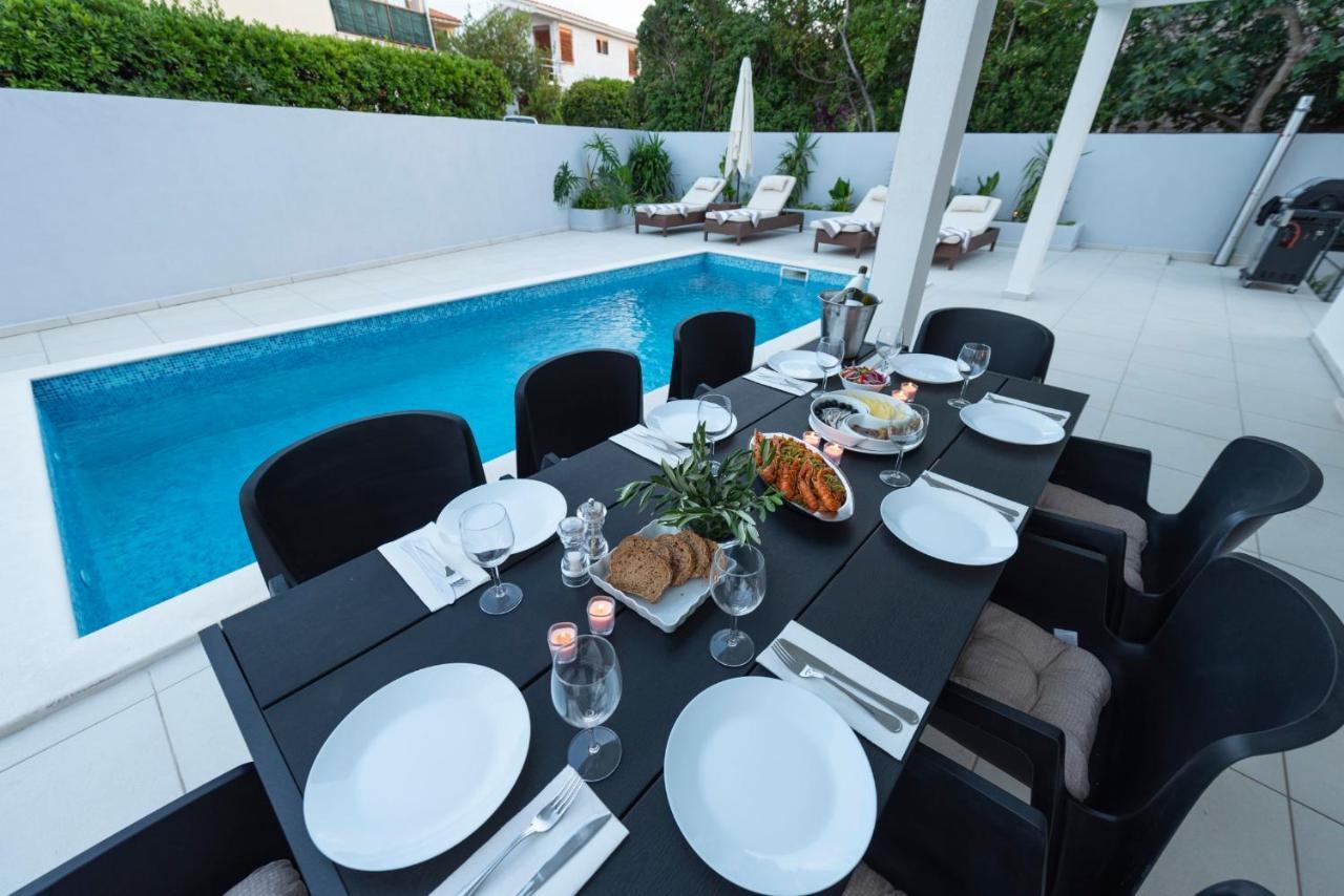 Holiday Home Lana Supetar Zewnętrze zdjęcie